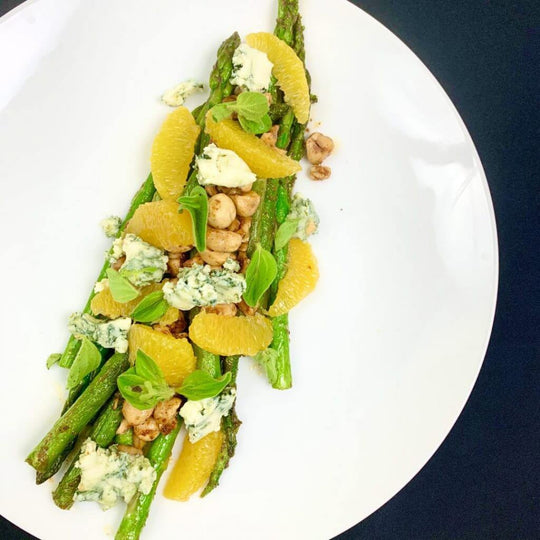 Asparagus with Orange, Blue Cheese and Hazelnuts Recipe